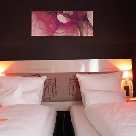 Leonardo Boutique 4*