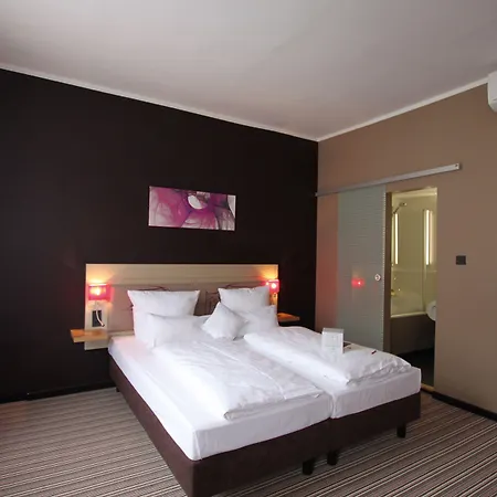 Leonardo Boutique Hotel