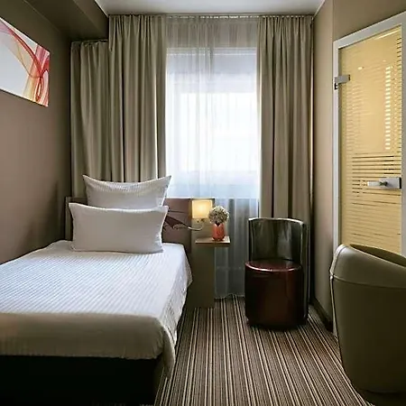 Leonardo Boutique Hotel 4*