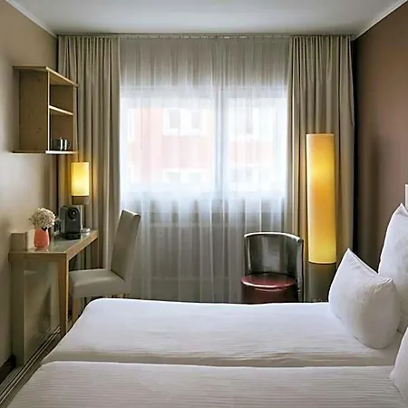 Leonardo Boutique Hotel