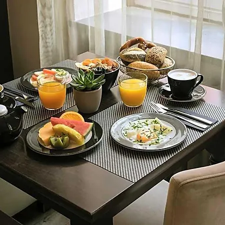 Hotel Leonardo Boutique 4*